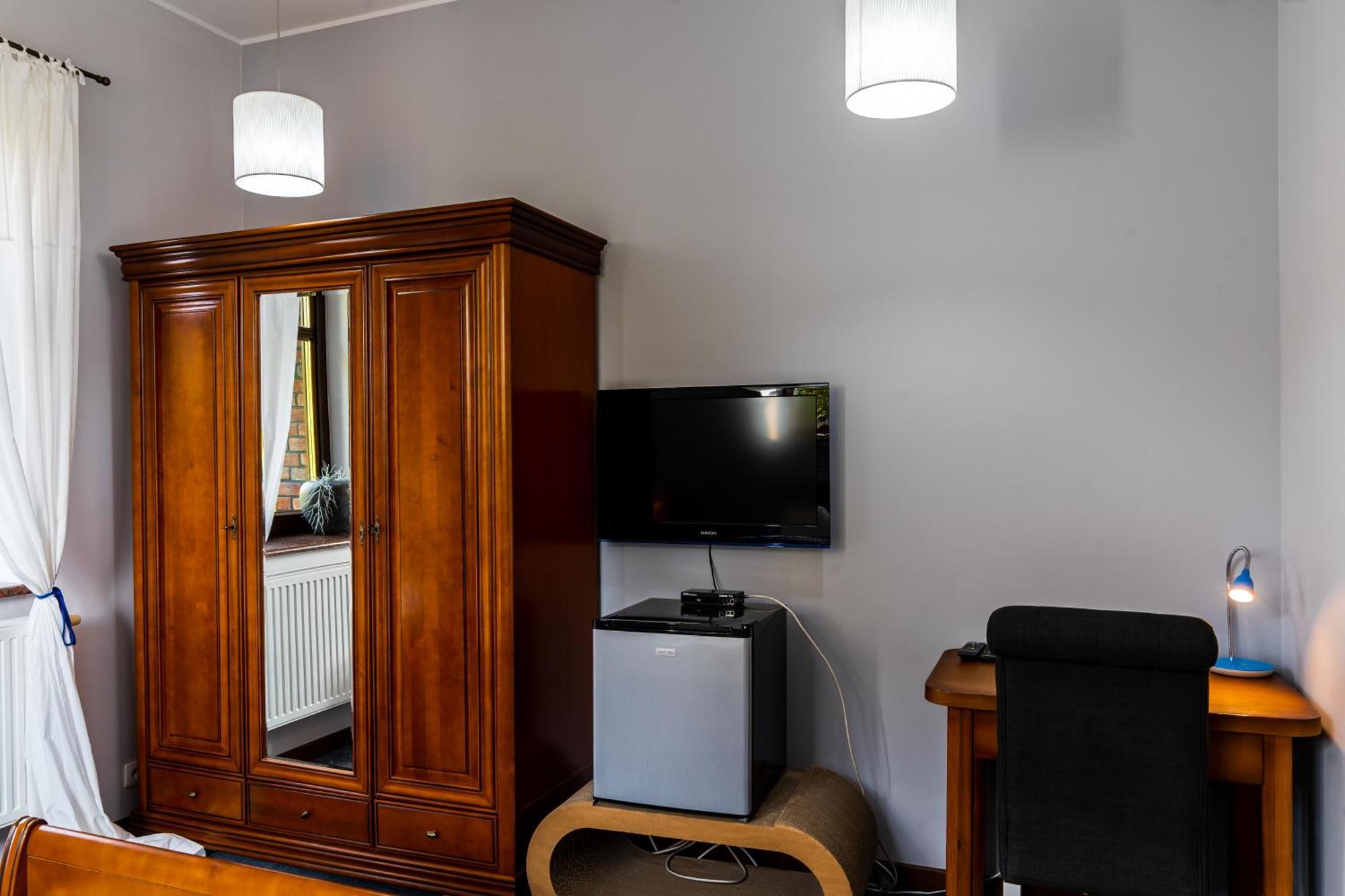 Hotel Biala Koszula Tleń Zewnętrze zdjęcie
